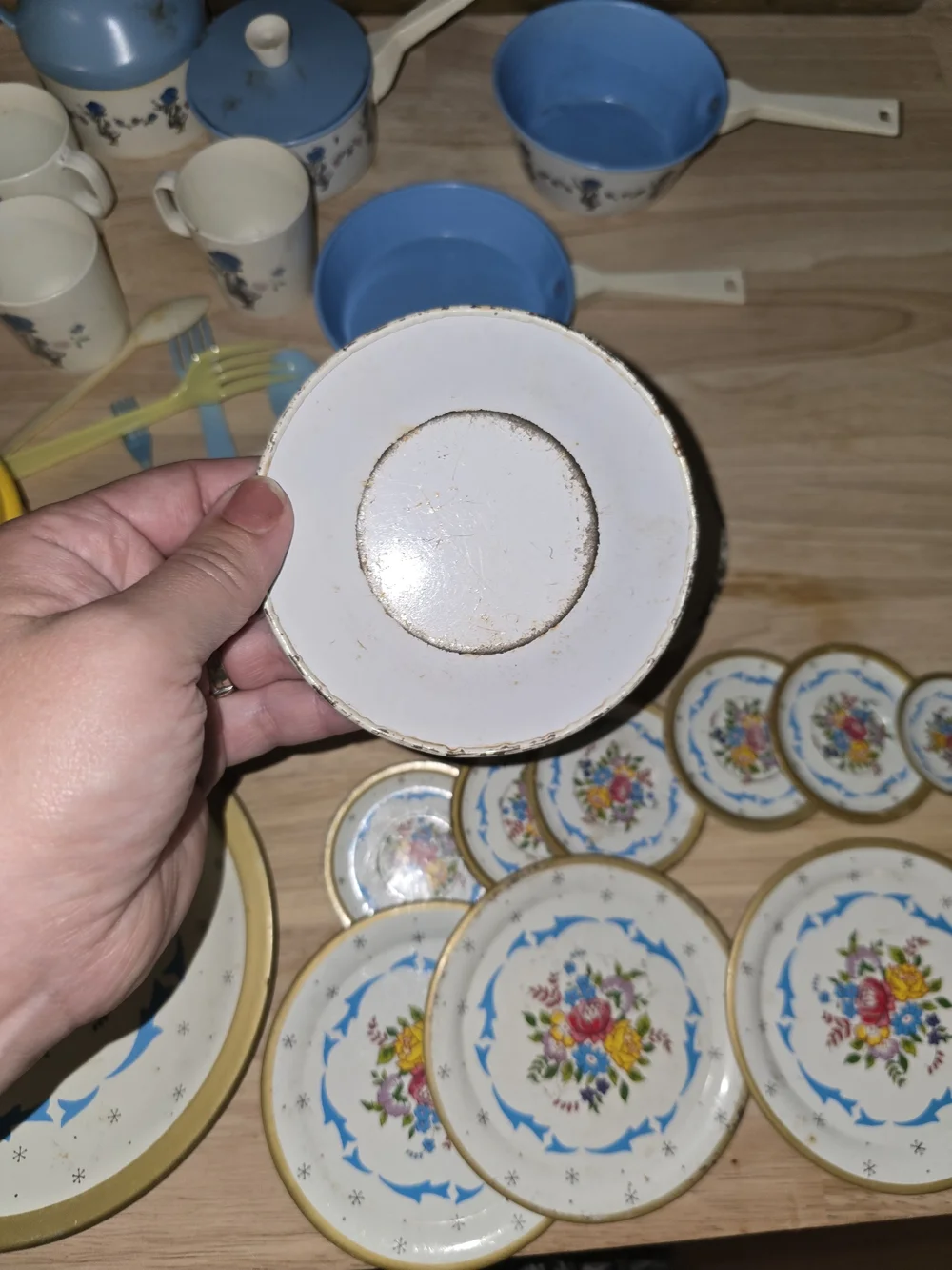 Lot Of Vintage Kids Kitchen Play Set